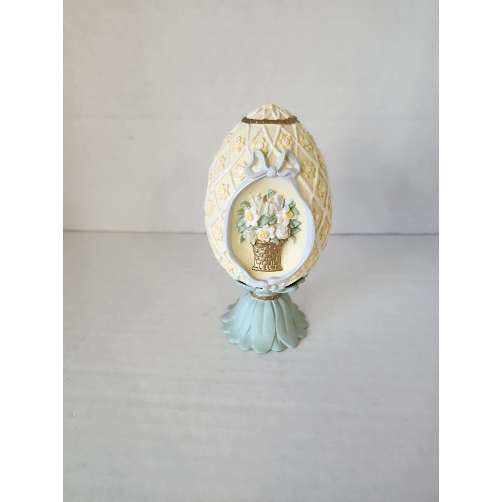 Vintage Avon 1994 Season's Treasure Egg Collection Floral Bouquet